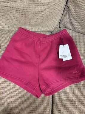 Aritzia Juicy Rose Elastic-Waist Athletic Shorts 2XS
